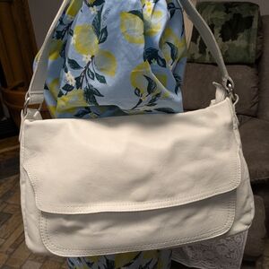 St. John's Bay Cream Genuine Cowhide Leather Shoulder Bag Purse